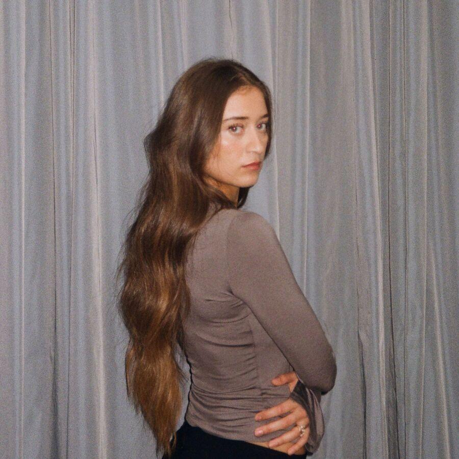 Artistfokus: Lea Romea: 'Sweetheart' afslører dybden bag den lyserøde overflade