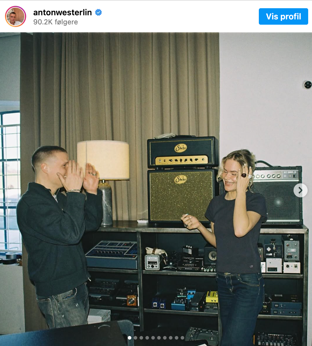 Anton Westerlin samler 'Bag Gardinerne' på nyt album