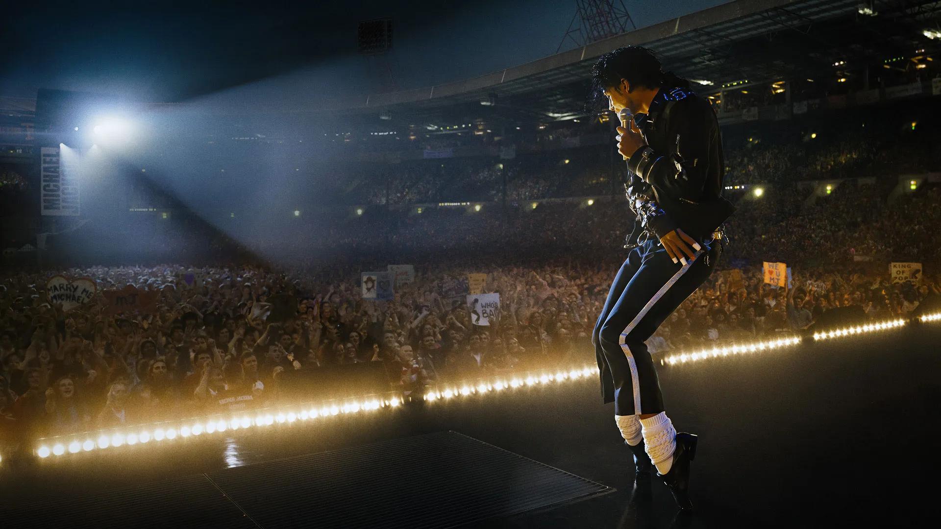 Michael Jackson-film sætter rekord trods anmelderhug