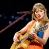 Taylor Swift afslører nyt album “The Life of a Showgirl” – alt om hendes næste era